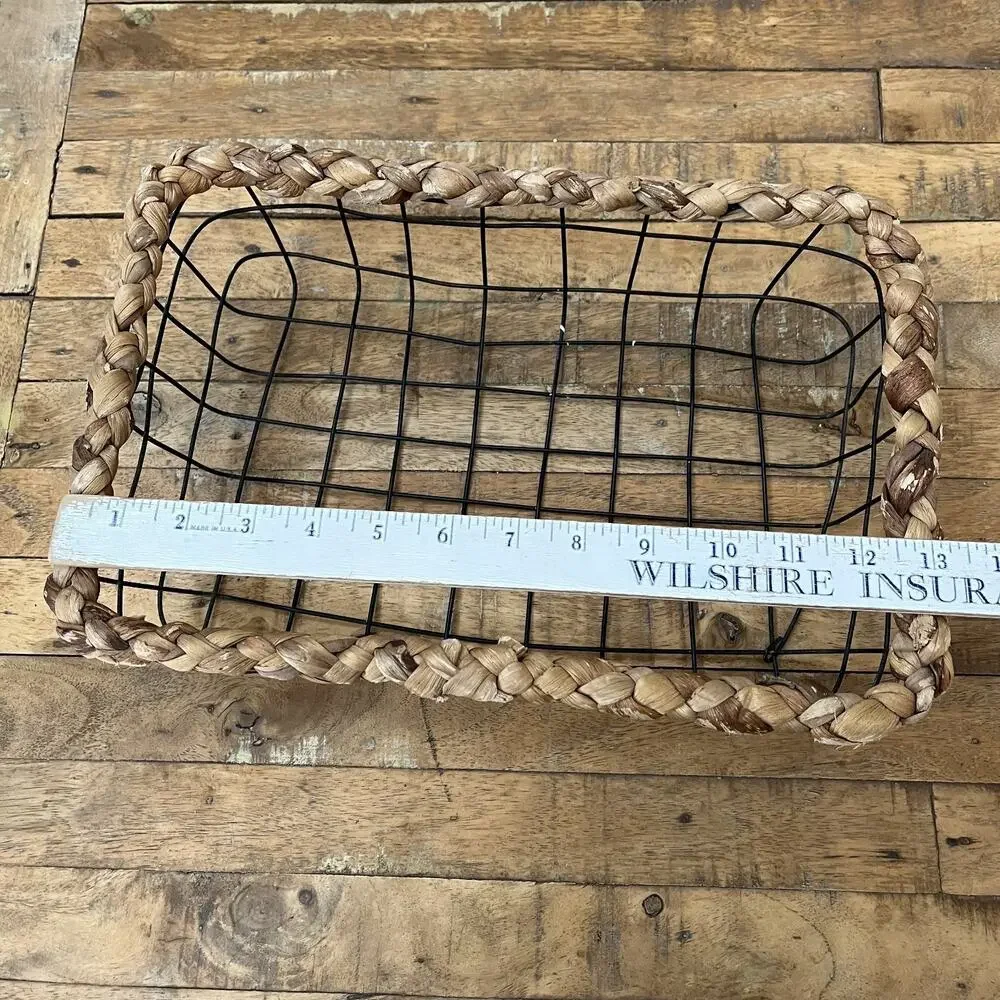 Set of 2 Wire Baskets Husk Wrapped 9